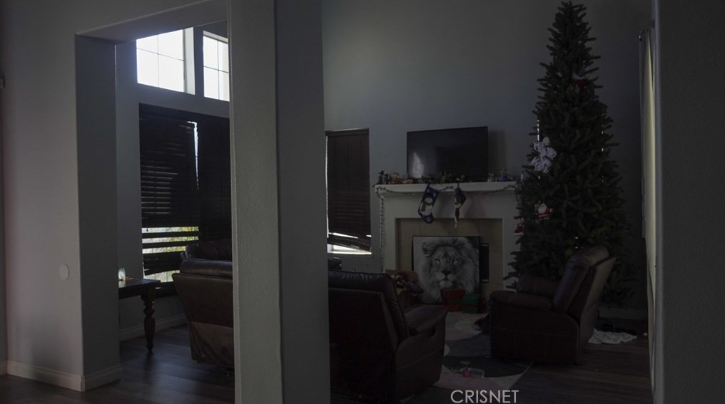 39225 23rd St, Palmdale, CA 93551