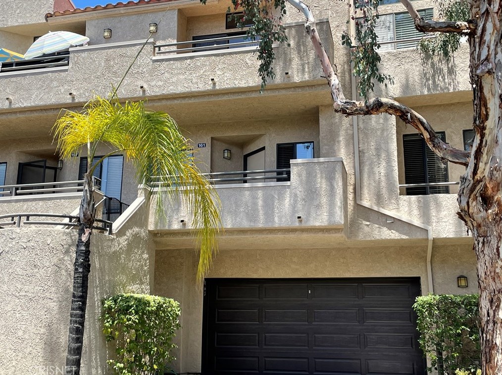 161 Mcafee Ct, Thousand Oaks CA 91360-2670 exterior