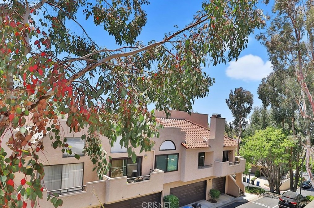 161 Mcafee Ct, Thousand Oaks CA 91360-2670 exterior