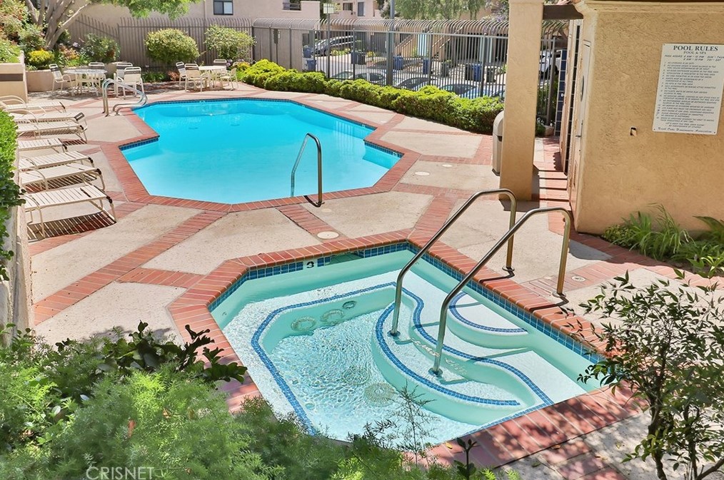 161 Mcafee Ct, Thousand Oaks CA 91360-2670 exterior