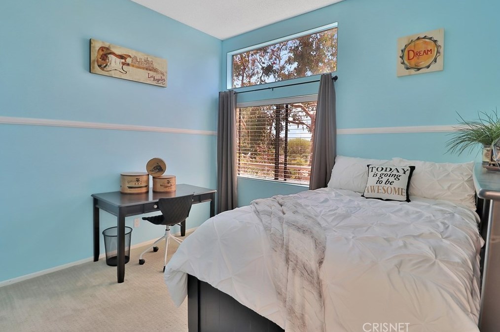 161 Mcafee Ct, Thousand Oaks CA 91360-2670 exterior