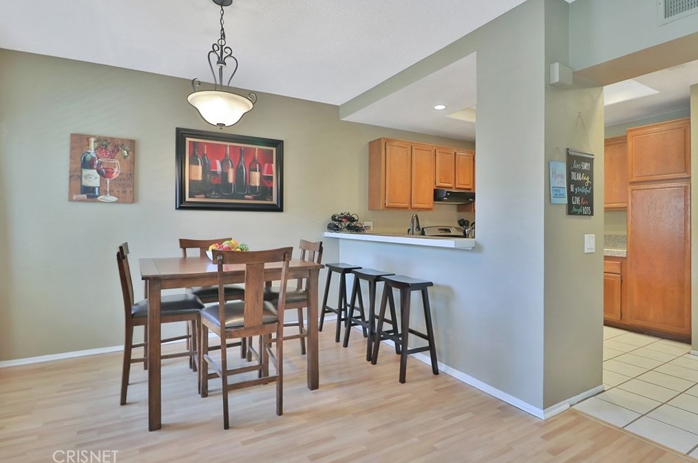 161 Mcafee Ct, Thousand Oaks CA 91360-2670 exterior