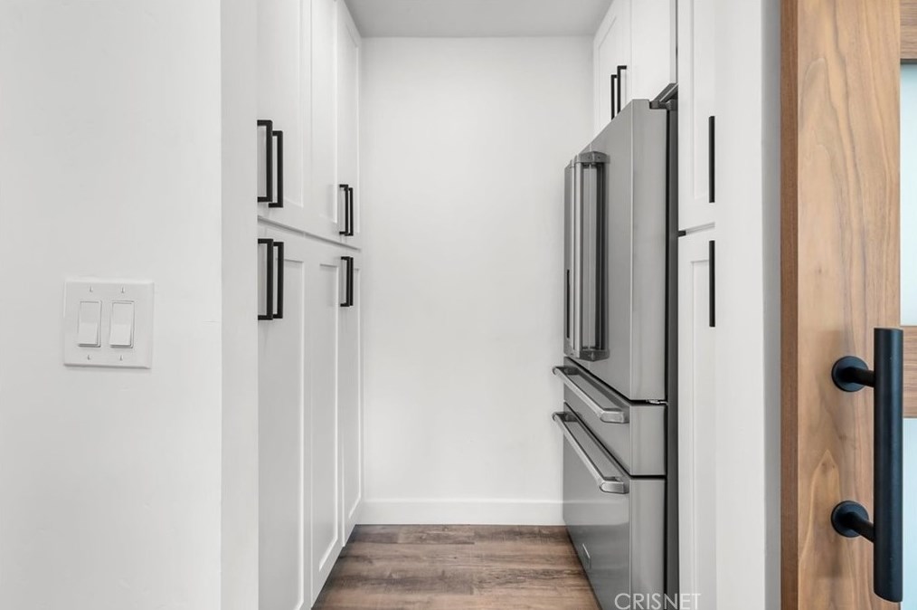 5120 Lindblade Dr, Los Angeles CA  90230-5944 exterior