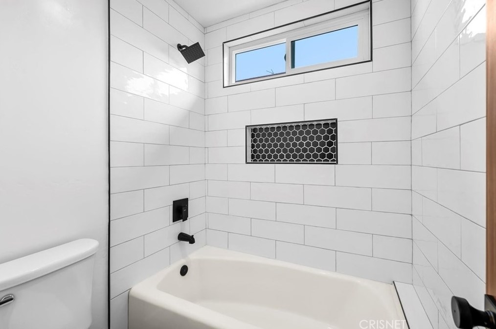 5120 Lindblade Dr, Los Angeles CA  90230-5944 exterior