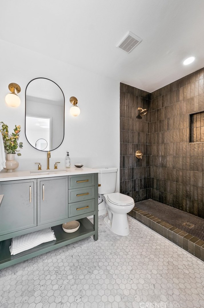 30510 Passageway Pl, Calabasas CA  91301-2033 exterior