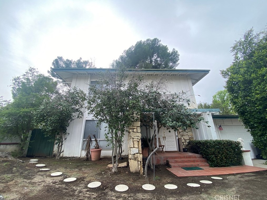 3355 Alginet Dr, Van Nuys, CA 91436