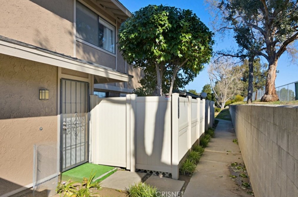 28652 Conejo View Dr, Calabasas CA  91301-3318 exterior