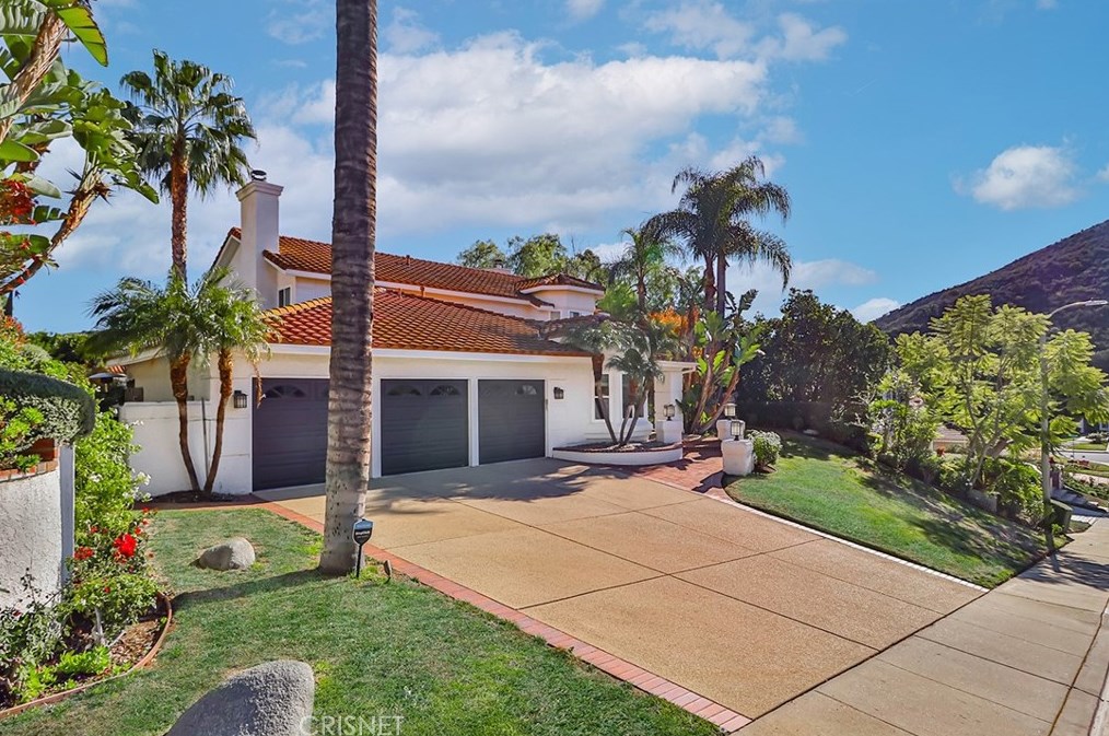 1240 Gentilly Pl, Calabasas, CA 91377