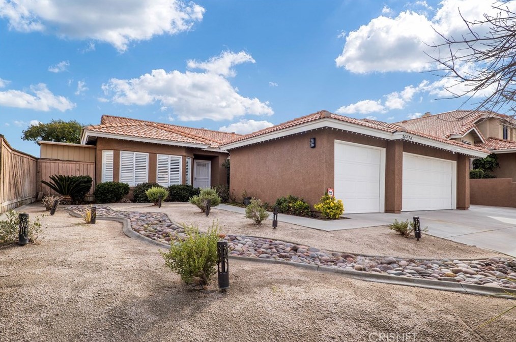 36536 Ironhorse Dr, Palmdale, CA 93550-7984