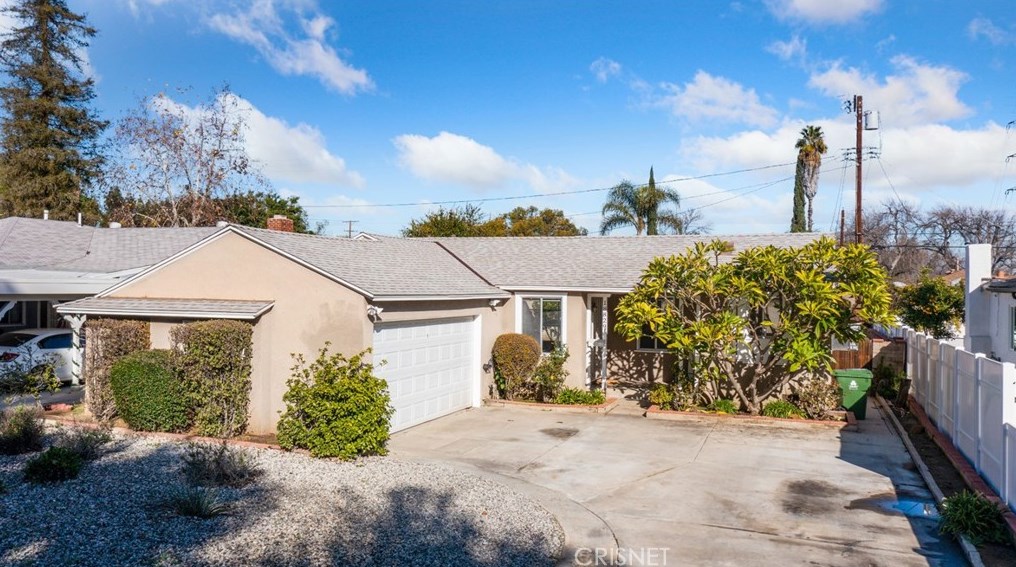 18829 Martha St, Los Angeles, CA 91356-1332