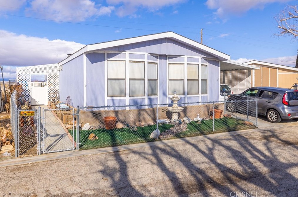 4568 W Rosamond Blvd #11, Tropico Village, CA 93560