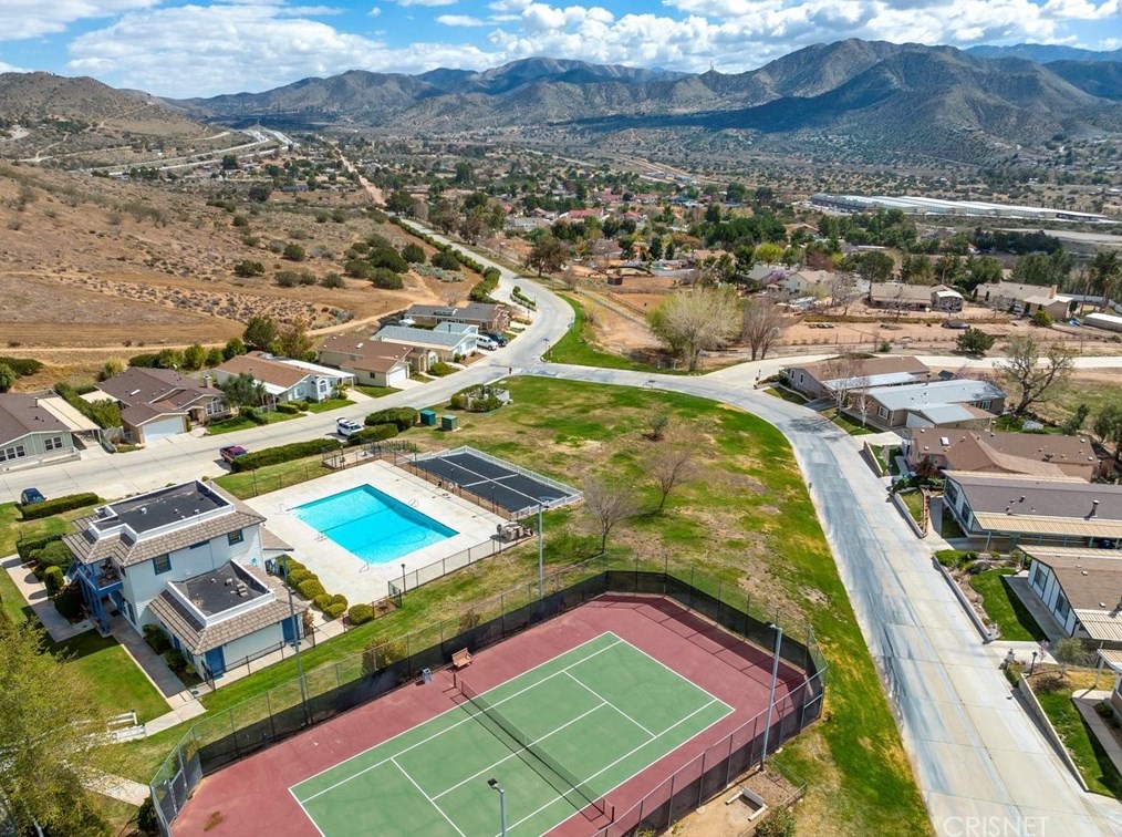 33105 Santiago Rd, Acton CA  93510-1875 exterior