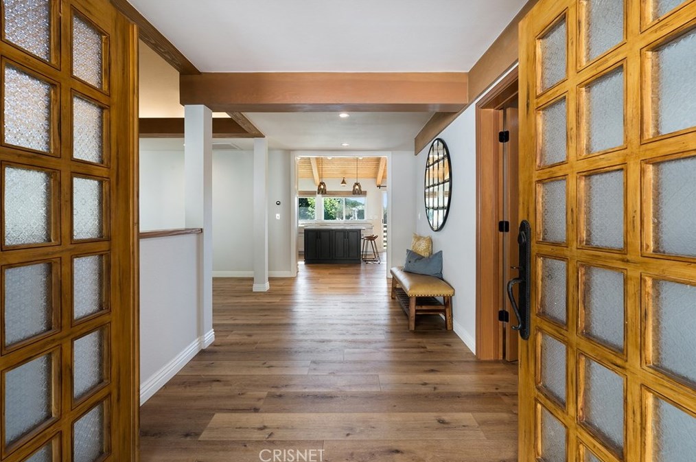 1485 Calle Yucca, Thousand Oaks CA  91360-2246 exterior