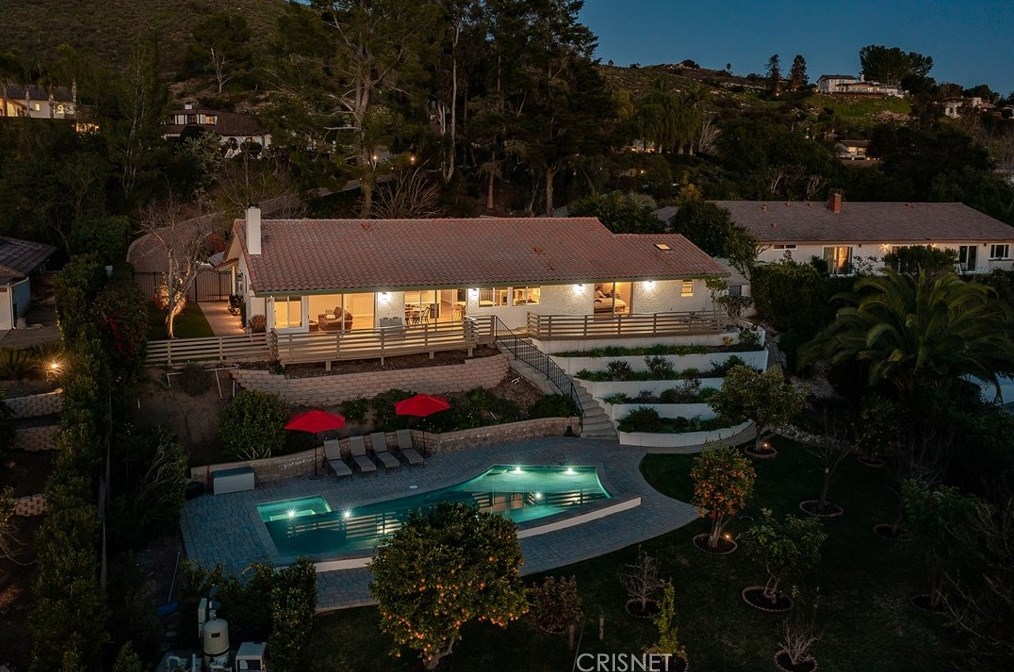 1485 Calle Yucca, Thousand Oaks CA  91360-2246 exterior