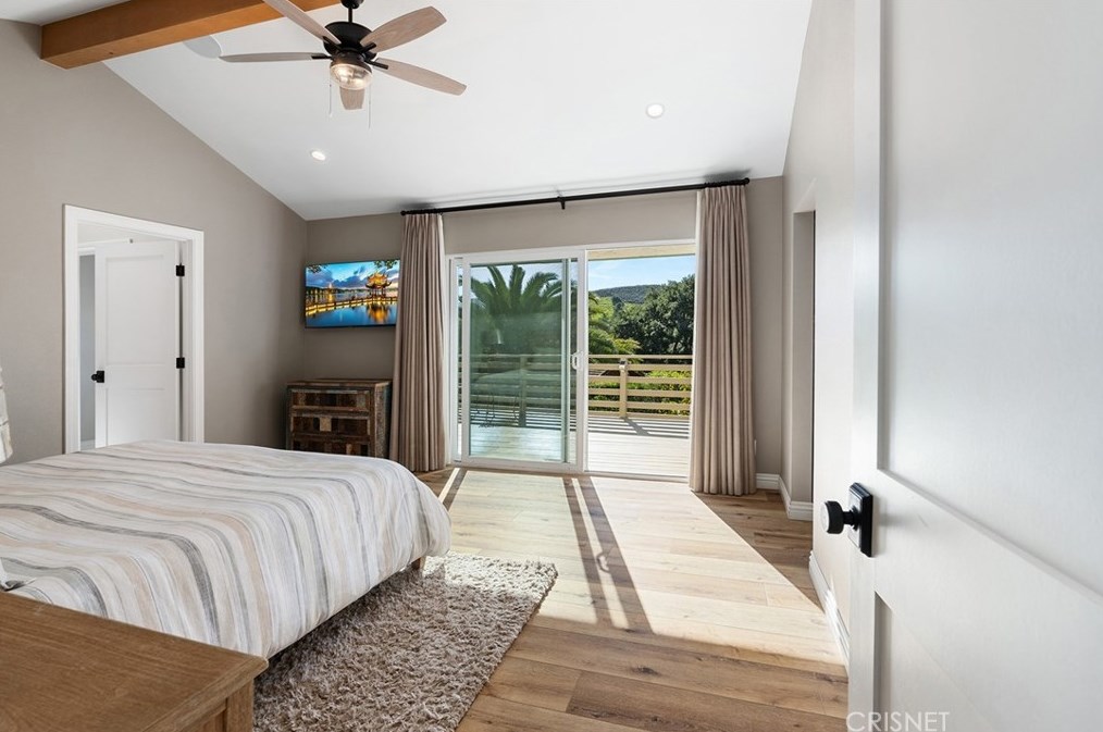 1485 Calle Yucca, Thousand Oaks CA  91360-2246 exterior