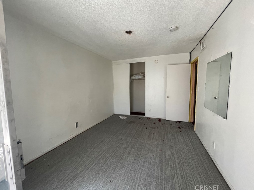 12470 Pinney St, Los Angeles CA  91331-1343 exterior