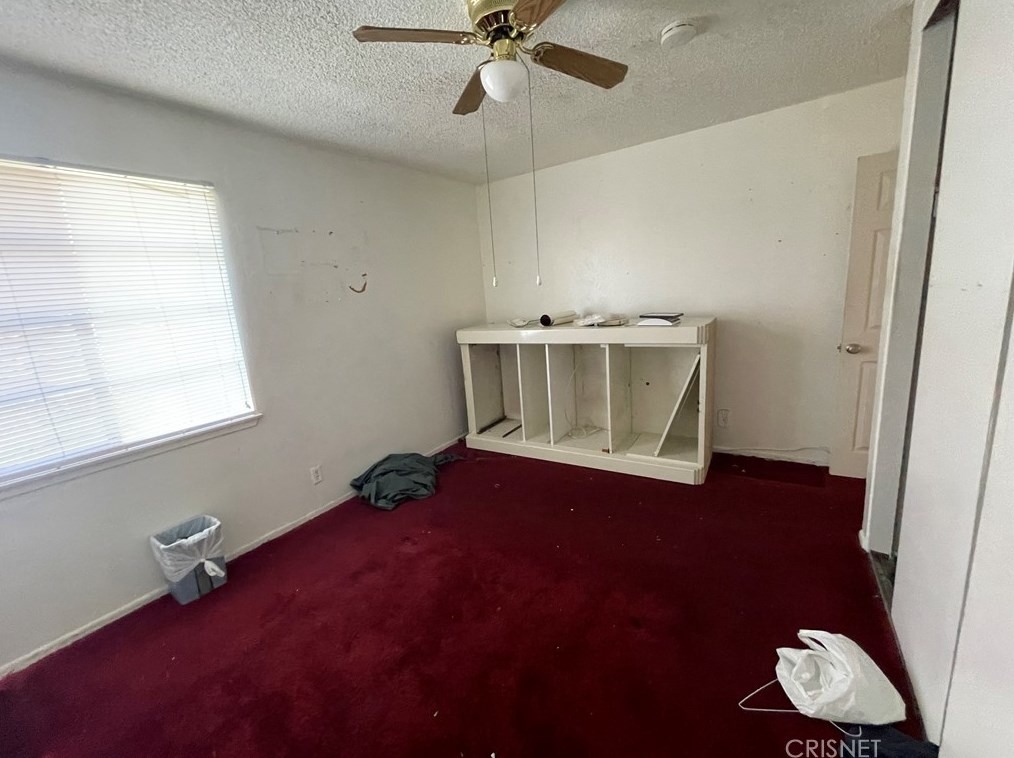 12470 Pinney St, Los Angeles CA  91331-1343 exterior
