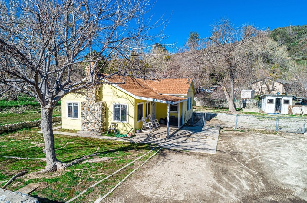 18077 Newvale Dr, Leona Valley, CA 93532