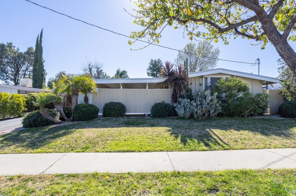 17100 Jersey St, San Fernando, CA 91344-4927