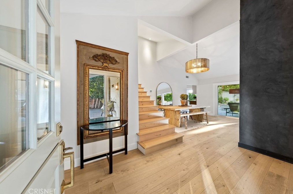 1692 Camberwell Pl, Thousand Oaks CA  91361-1507 exterior