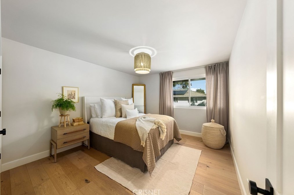 1692 Camberwell Pl, Thousand Oaks CA  91361-1507 exterior