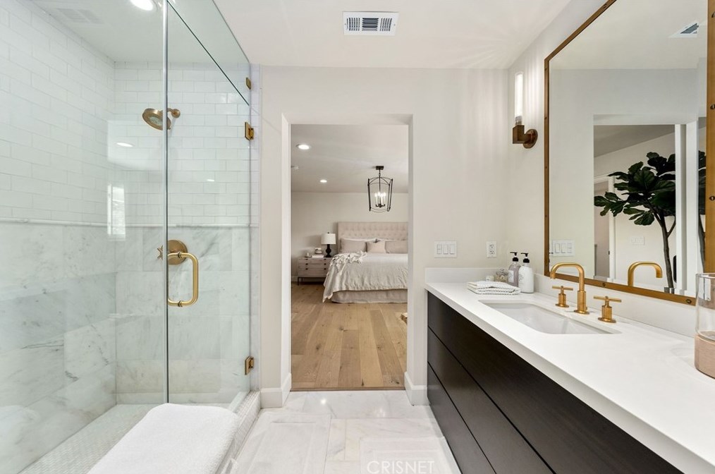 1692 Camberwell Pl, Thousand Oaks CA  91361-1507 exterior