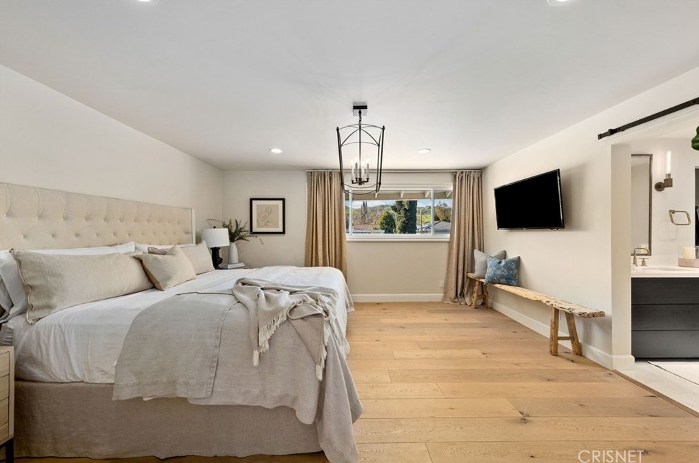 1692 Camberwell Pl, Thousand Oaks CA  91361-1507 exterior