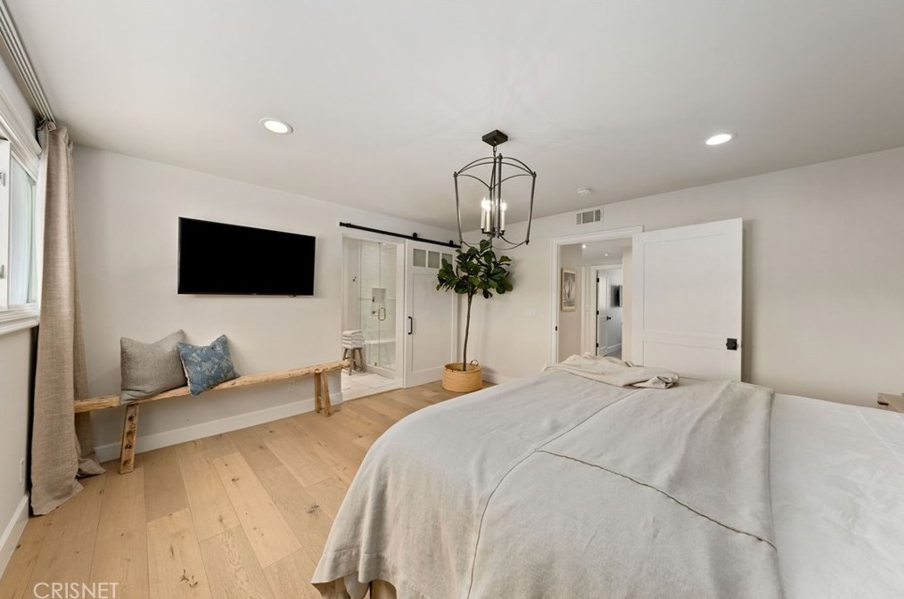1692 Camberwell Pl, Thousand Oaks CA  91361-1507 exterior