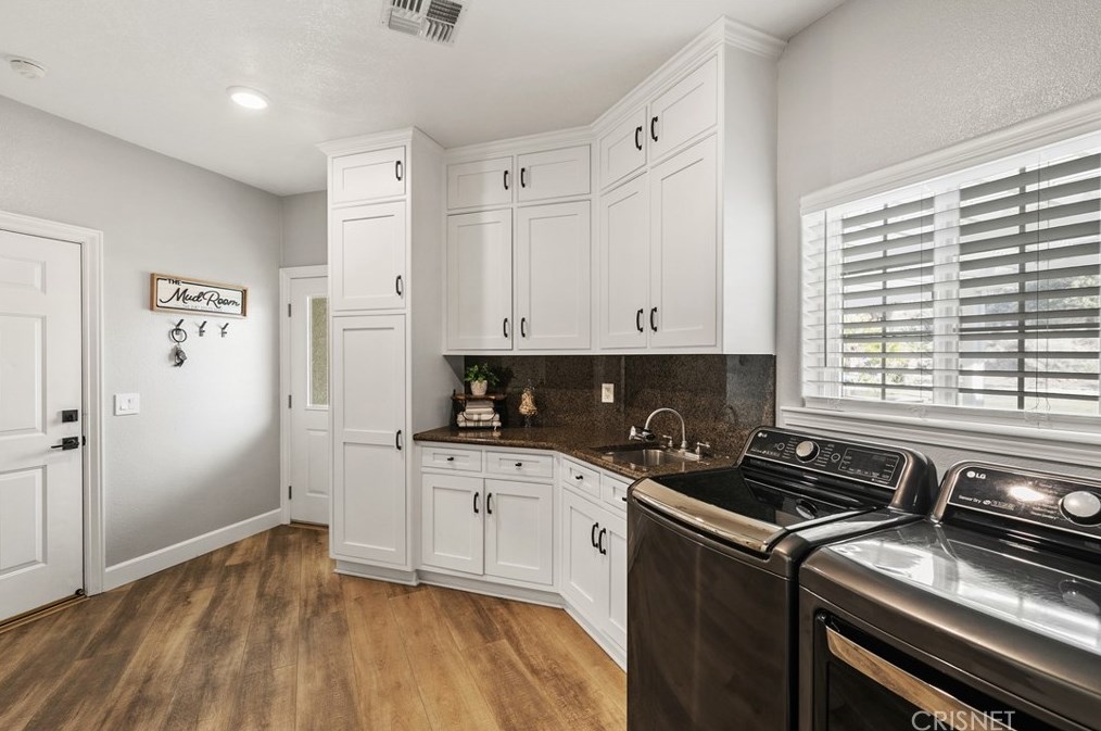 32126 Camino Canyon Rd, Acton CA  93510-2407 exterior