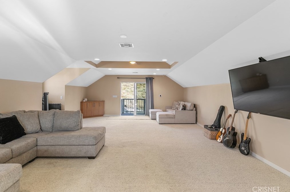 32126 Camino Canyon Rd, Acton CA  93510-2407 exterior