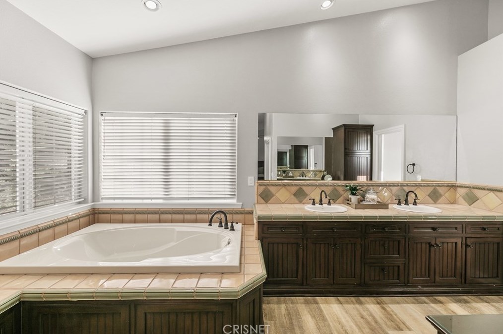 32126 Camino Canyon Rd, Acton CA  93510-2407 exterior