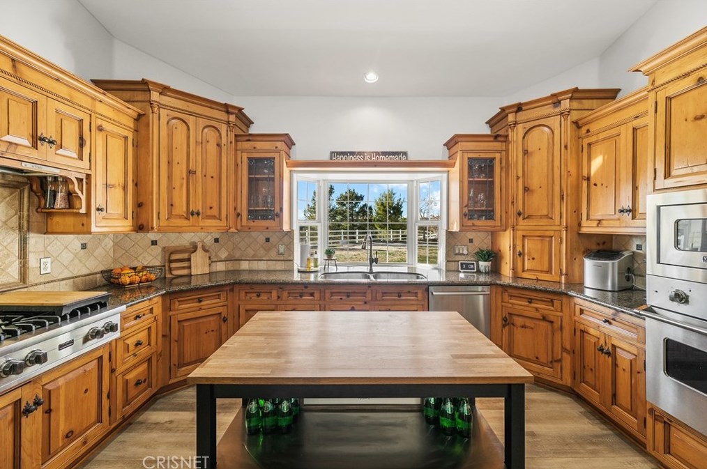 32126 Camino Canyon Rd, Acton CA  93510-2407 exterior