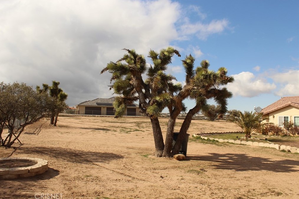 11150 Stuveling St, Hesperia CA  92344-0008 exterior