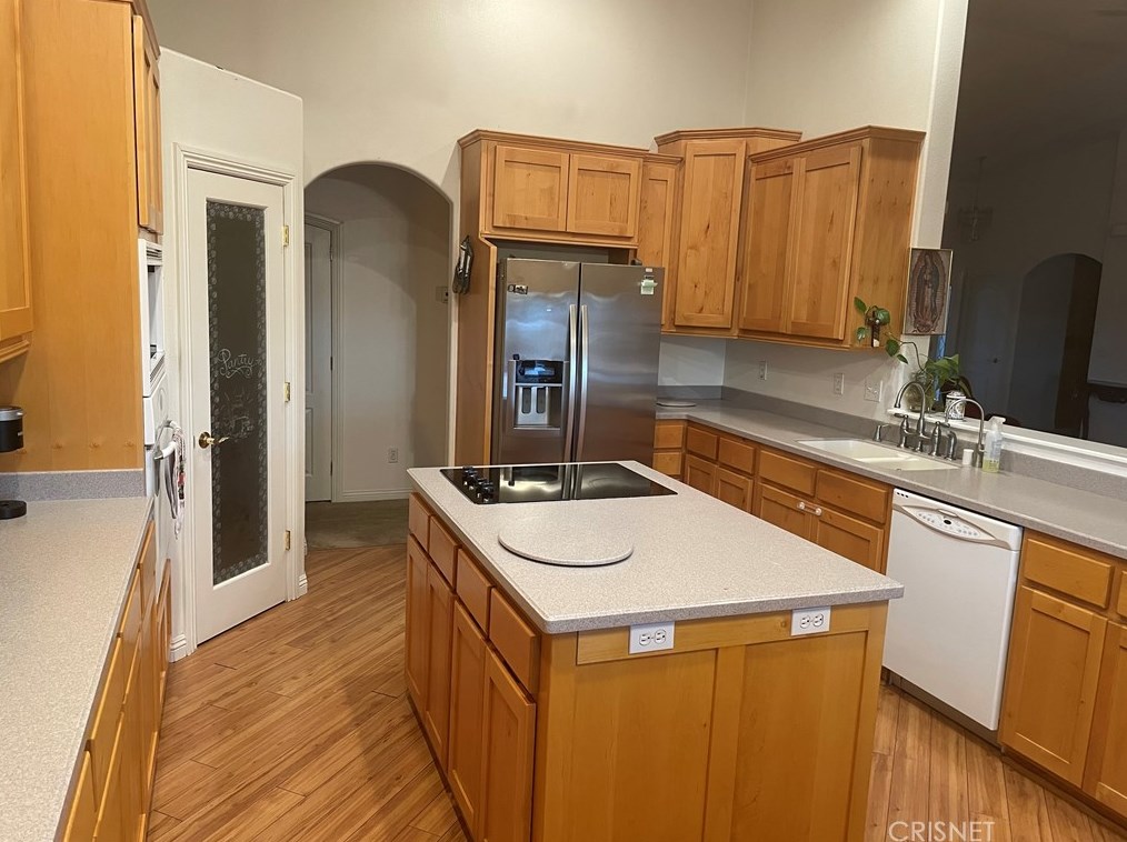 11150 Stuveling St, Hesperia CA  92344-0008 exterior