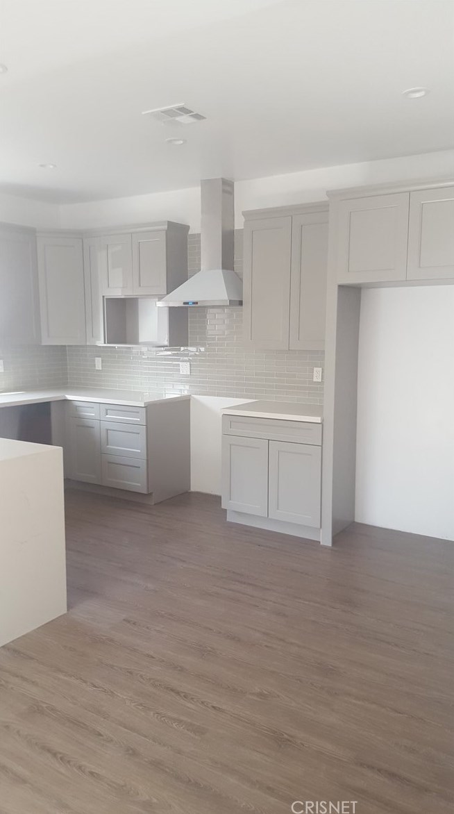 1228 89th St, Los Angeles CA  90002-1708 exterior