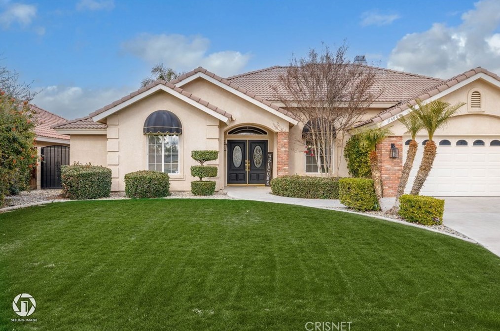 11404 Silver Crown Ave, Bakersfield, CA 93312