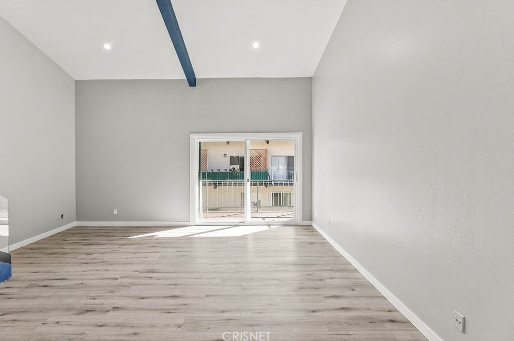 5460 White Oak Ave #h308, Van Nuys, CA 91316