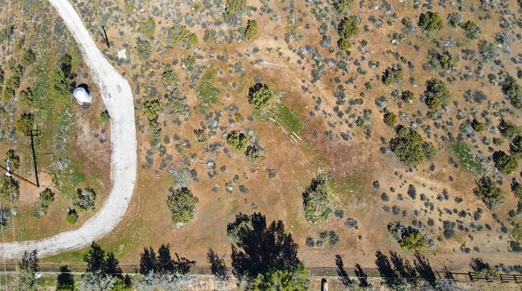 33350 Hubbard Rd, Acton CA  93510-1546 exterior