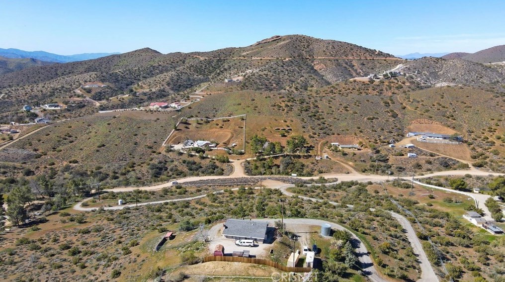 33350 Hubbard Rd, Acton CA  93510-1546 exterior