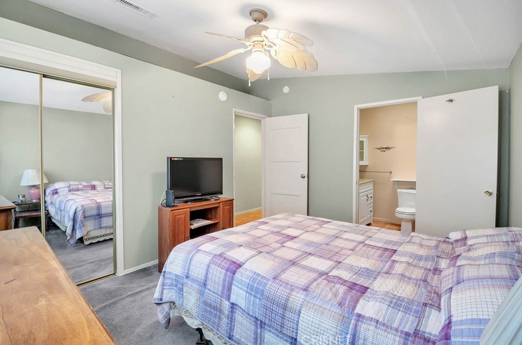 33350 Hubbard Rd, Acton CA  93510-1546 exterior