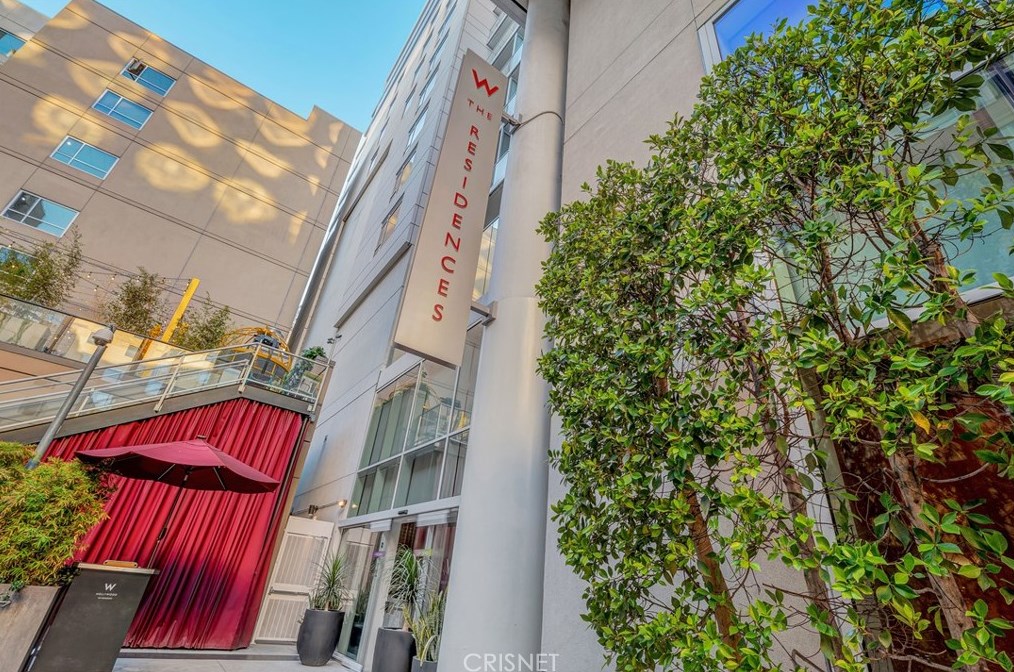 6250 Hollywood Blvd, Los Angeles CA  90028-5325 exterior