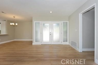 22930 Paul Revere Dr, Calabasas, CA 91302