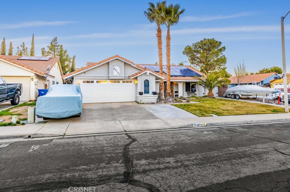 40741 Via Sol, Palmdale, CA 93551-2625
