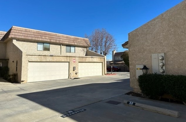 422 W Avenue J5 #32, Lancaster, CA 93534