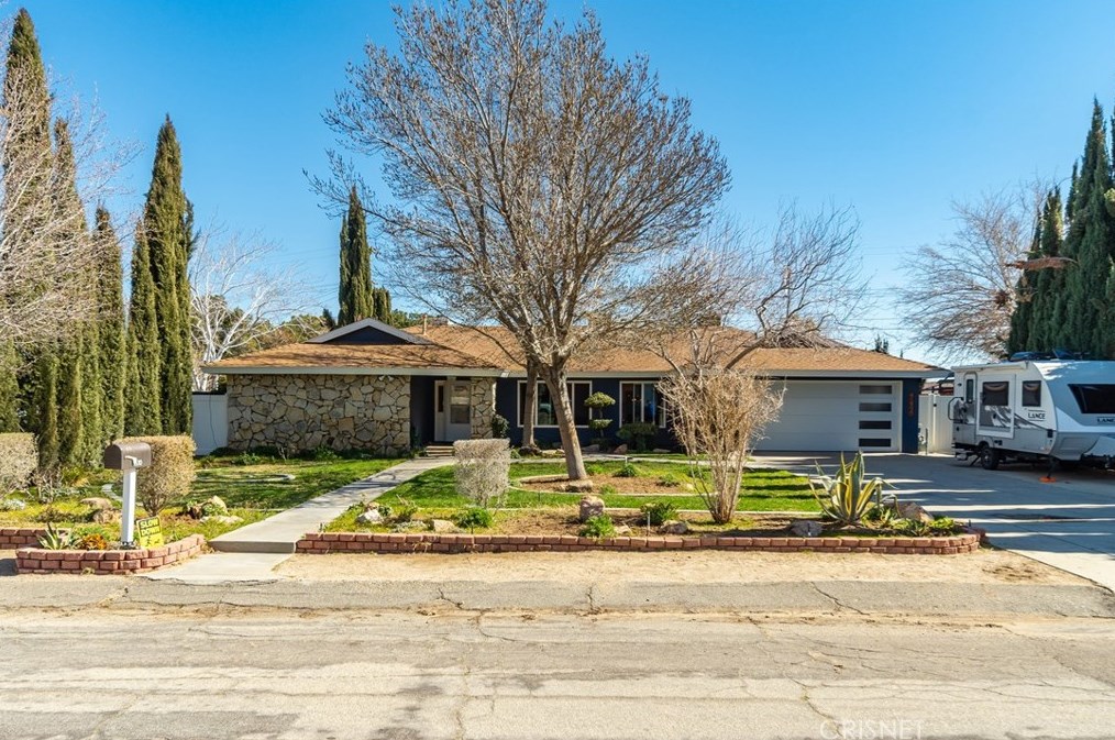 41530 Rimfield Ave, Lancaster, CA 93536