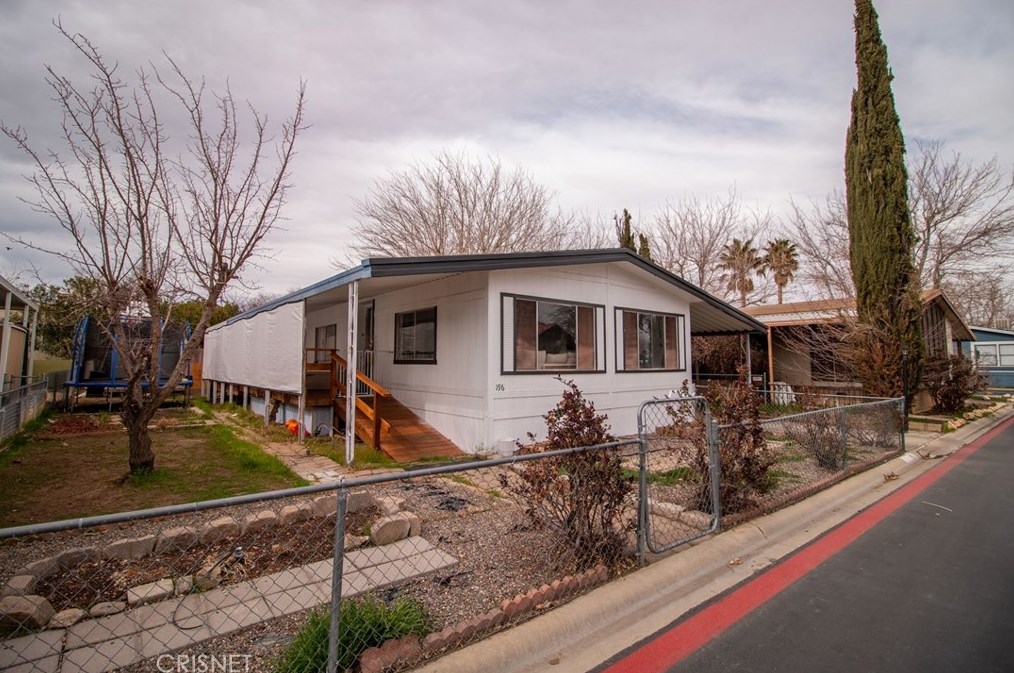 2300 E Ave J 8 #196, Lancaster, CA 93535