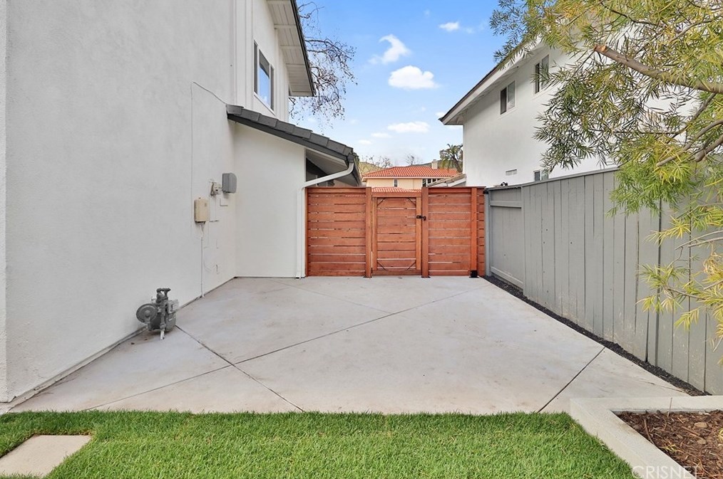 1632 Camberwell Pl, Thousand Oaks CA  91361-1507 exterior