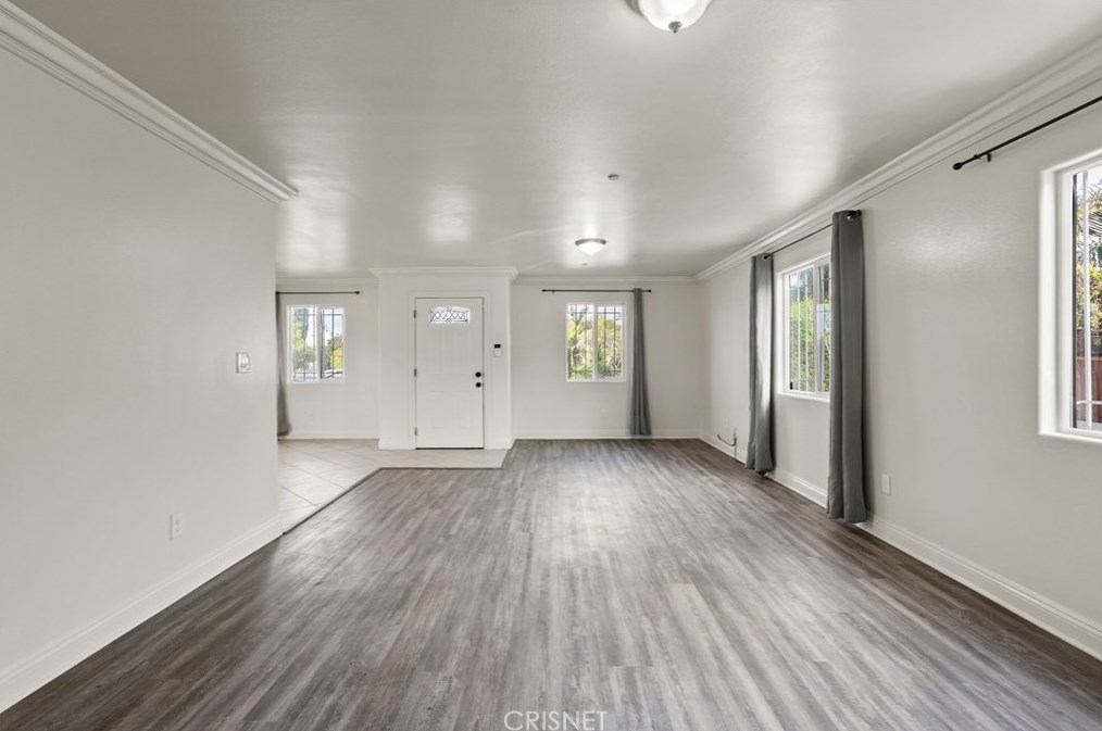 524 85th St, Los Angeles CA  90044-5820 exterior