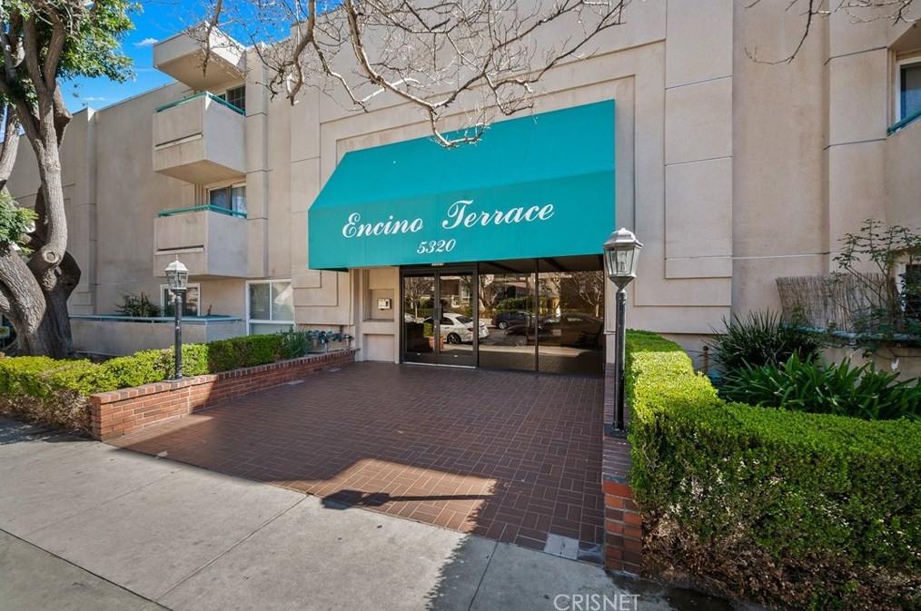 5320 Zelzah Ave #109, Van Nuys, CA 91316