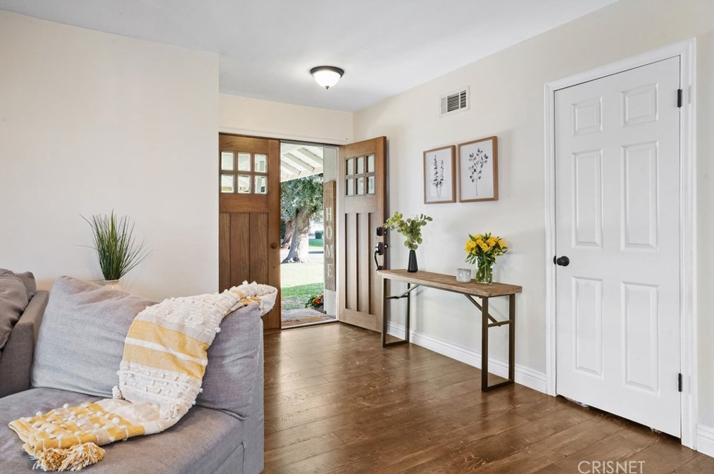 28159 Newbird Dr, Santa Clarita, CA 91350